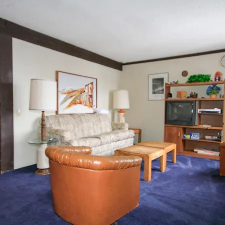 Mammoth Ski & Racquet Club #129